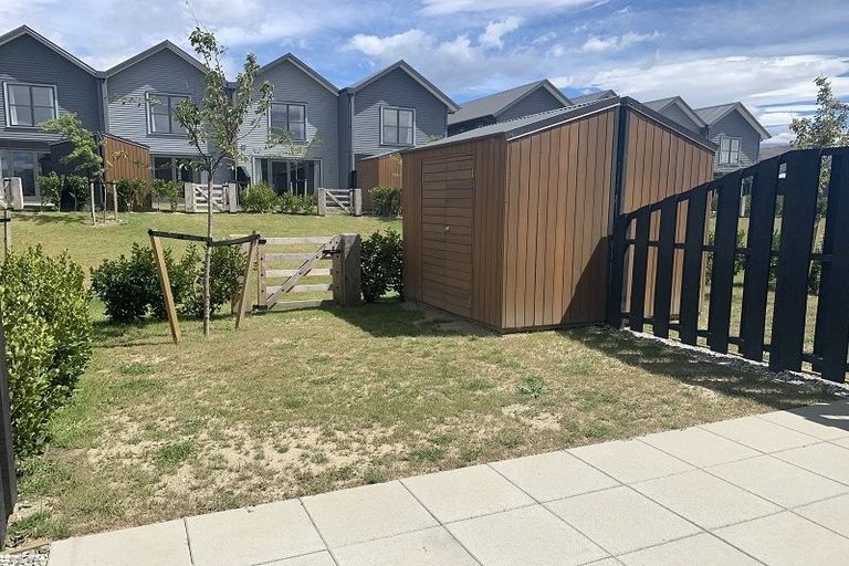 Photo of property in Northlake, 27 Cluden Crescent, Wanaka, 9305