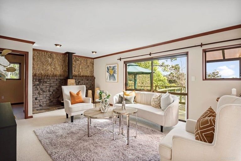 Photo of property in 11 Hebe Place, Birkenhead, Auckland, 0626