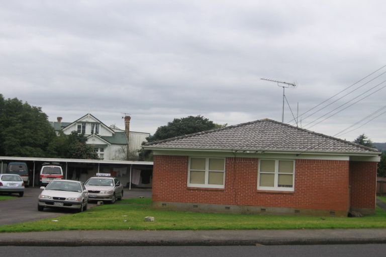 Photo of property in 42-44 Opaheke Road, Opaheke, Papakura, 2113