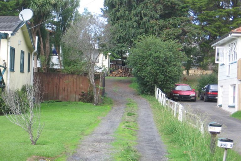 Photo of property in 2/168 Henderson Valley Road, Henderson, Auckland, 0612