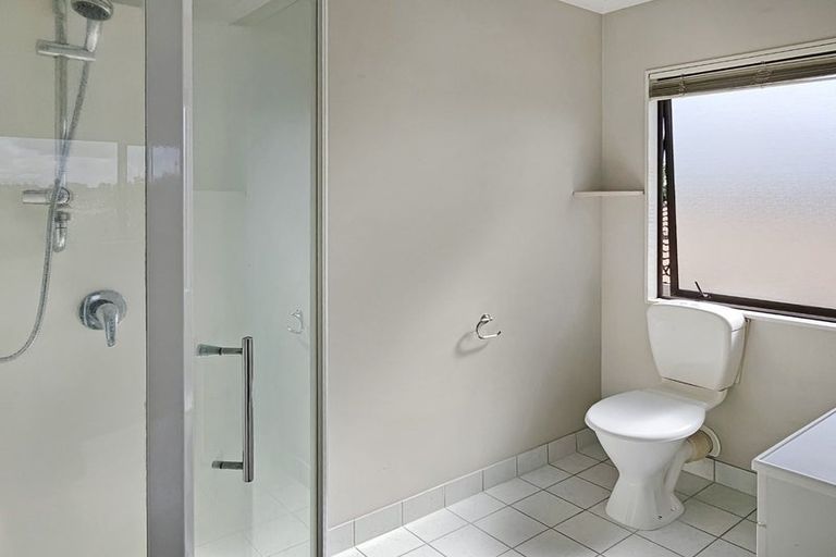 Photo of property in 98d Naylors Drive, Mangere, Auckland, 2022