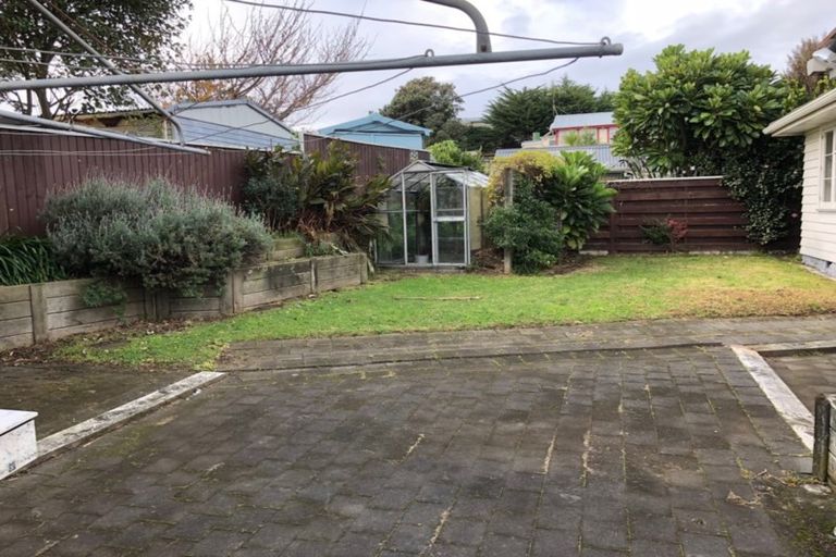 Photo of property in 7 Middleton Road, Paraparaumu Beach, Paraparaumu, 5032