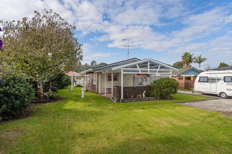 Photo of property in 9 Hamilton Crescent, Whitianga, 3510