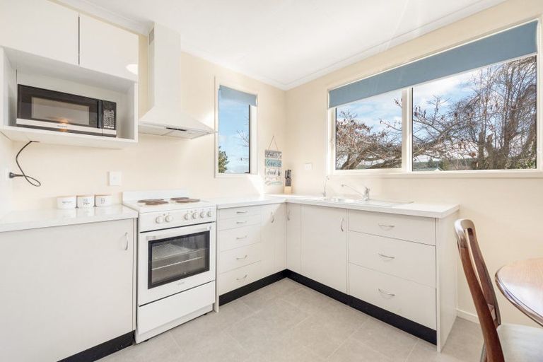 Photo of property in 42 Newburn Street, Waikaia, 9778