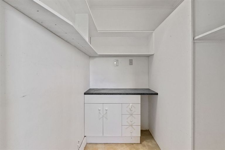 Photo of property in 11 Sarona Avenue, Glen Eden, Auckland, 0602