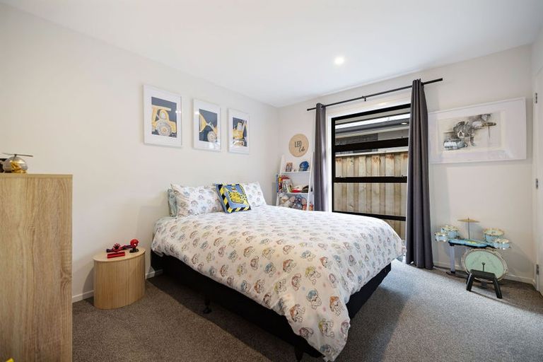 Photo of property in 41 Howden Drive, Jacks Point, 9371