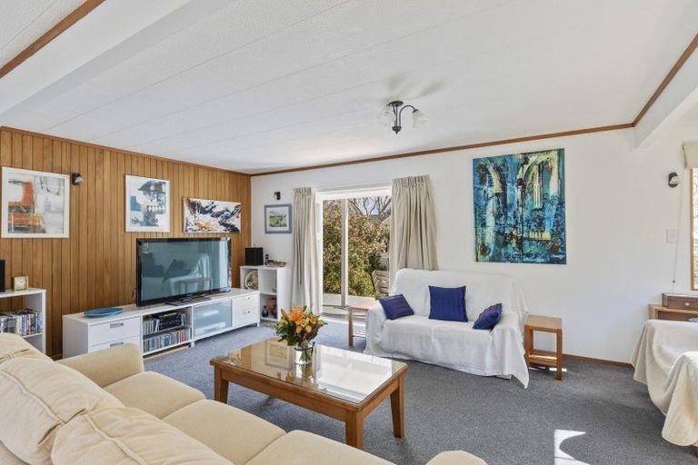 Photo of property in 10 Elder Grove, Whalers Gate, New Plymouth, 4310