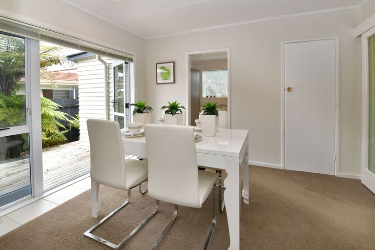 Photo of property in 57 Hatton Road, Orewa, 0931