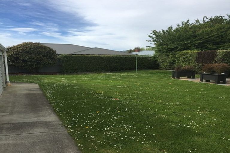 Photo of property in 44 Evesham Crescent, Spreydon, Christchurch, 8024