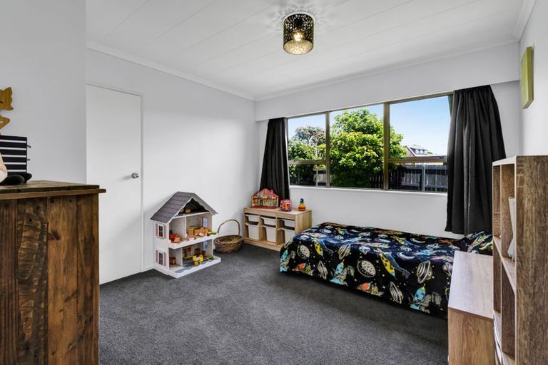 Photo of property in 8 Glamis Avenue, Bell Block, New Plymouth, 4312