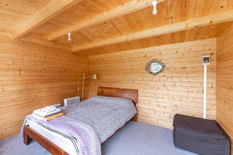 Photo of property in 15 Drake Street, Waikawa Beach, Manakau, 5573