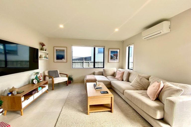 Photo of property in 9 Seafoam Road, Rosehill, Papakura, 2113