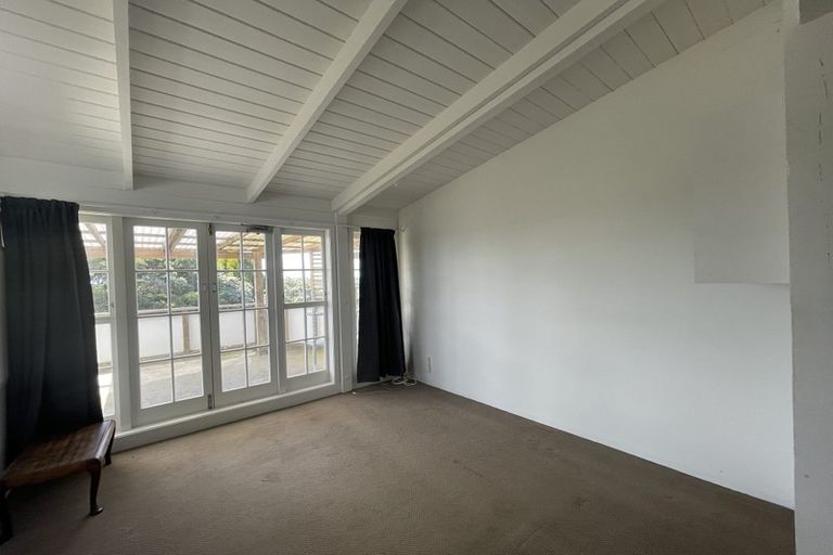 Photo of property in 64 Manuka Road, Glenfield, Auckland, 0629