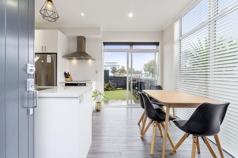 Photo of property in 7 Torea Tai Road, Hobsonville, Auckland, 0616