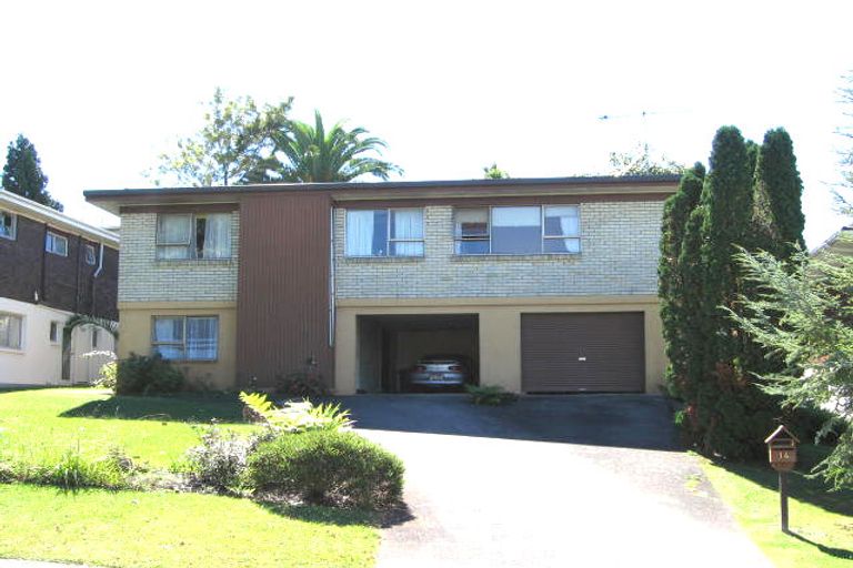 Photo of property in 14 Nui Mana Place, Te Atatu South, Auckland, 0610