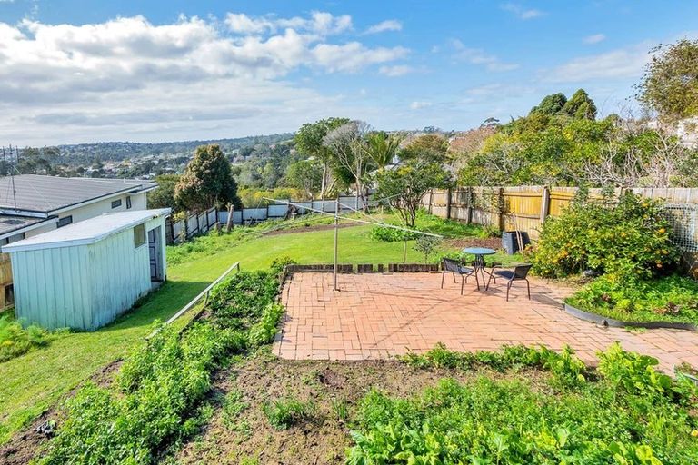 Photo of property in 65 Birkdale Road, Birkdale, Auckland, 0626