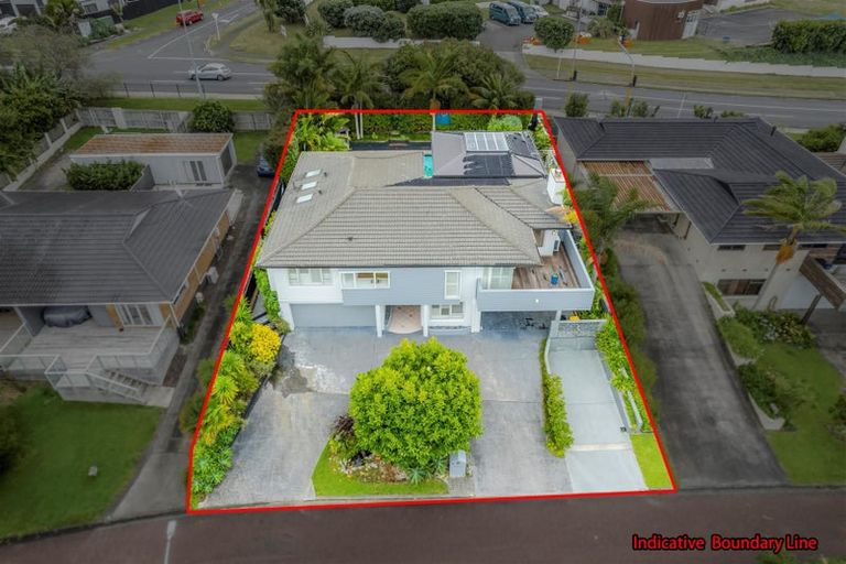Photo of property in 8 Poseidon Place, Half Moon Bay, Auckland, 2012