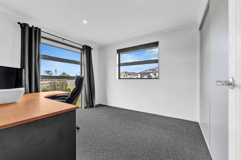 Photo of property in 1 Helenvale Crescent, Pokeno, 2402