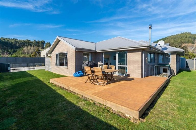 Photo of property in 3 Heasley Lane, Mosgiel, 9092