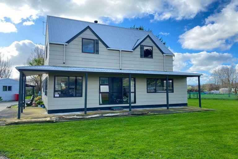 Photo of property in 928 Tennent Drive, Linton, Palmerston North, 4472