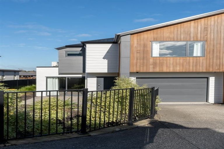 Photo of property in 10/15u Onukutara Place, Huntington, Hamilton, 3281