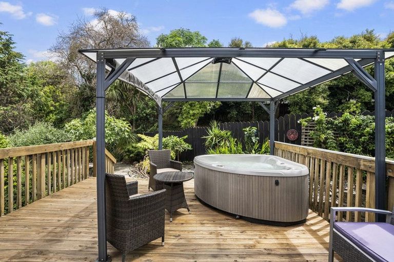 Photo of property in 40 Westview Court, Somerville, Auckland, 2014