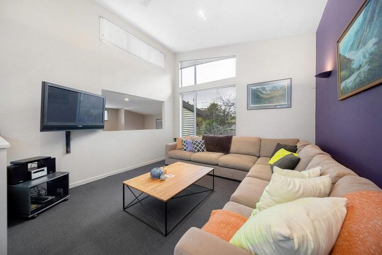 Photo of property in 31a Kings Drive, Wanaka, 9305