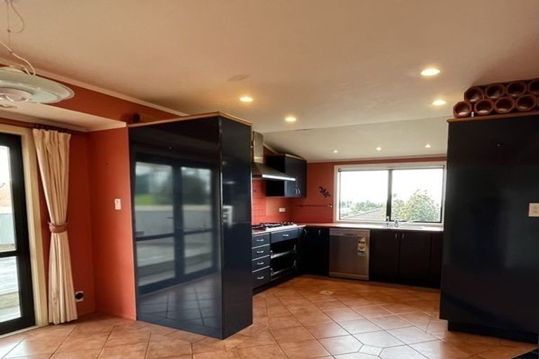 Photo of property in 54 Brightside Road, Stanmore Bay, Whangaparaoa, 0932