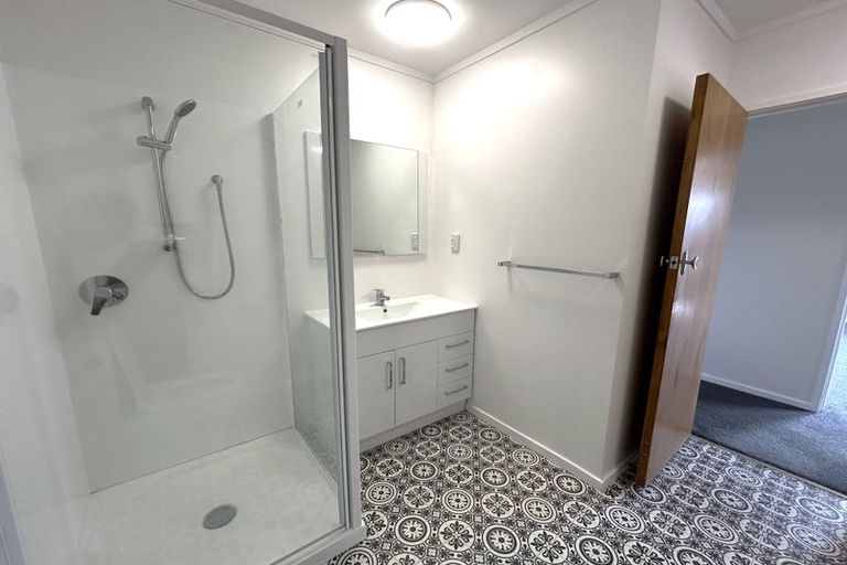 Photo of property in 2/17 Ranfurly Street, Tamatea, Napier, 4112