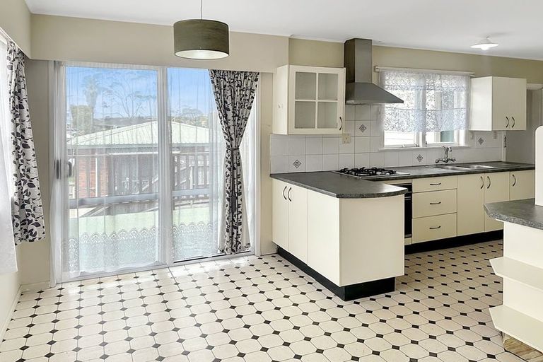 Photo of property in 40 Udys Road, Pakuranga, Auckland, 2010