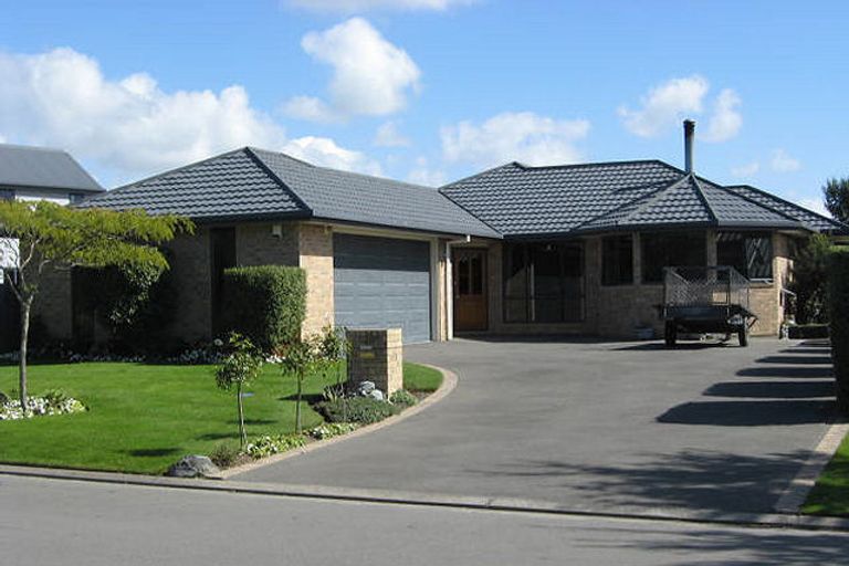 Photo of property in 28 Durrell Way, Rolleston, 7614