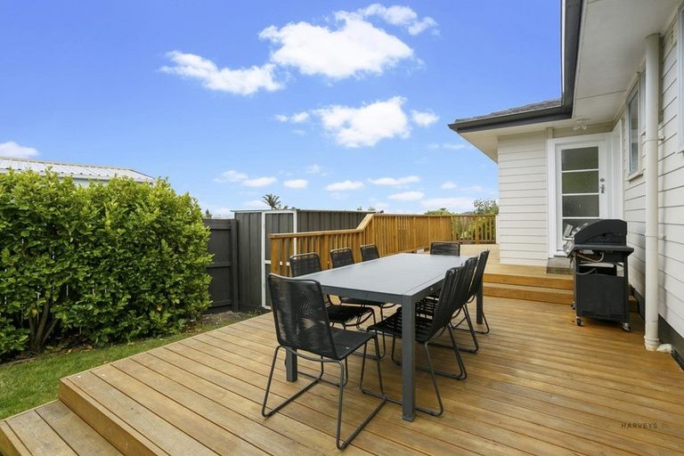 Photo of property in 19 Roick Parade, Glen Eden, Auckland, 0602