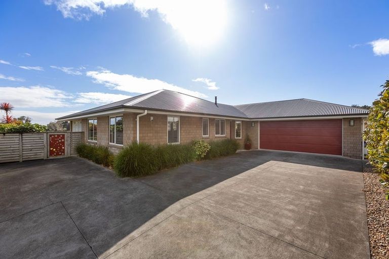Photo of property in 86 Karamea Street, Whalers Gate, New Plymouth, 4310