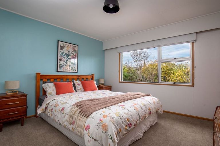 Photo of property in 18 Branxholm Street, Roxburgh, 9500
