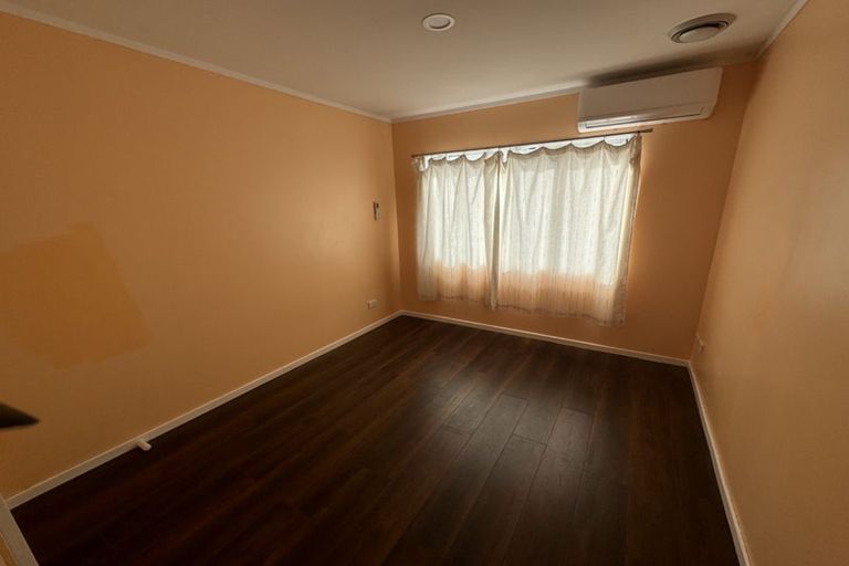 Photo of property in 17 Lolim Place, Favona, Auckland, 2024