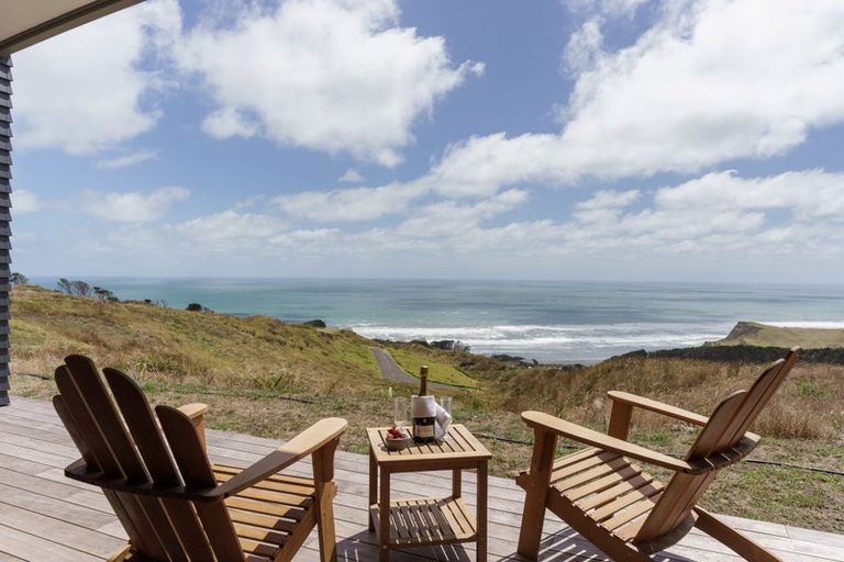 Photo of property in 685a Karioitahi Road, Lake Puketi, Waiuku, 2683