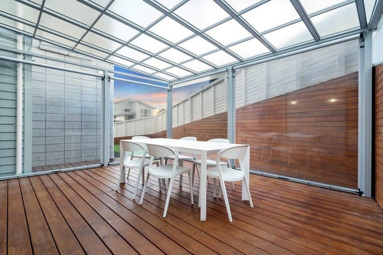 Photo of property in 12 Tawatawa Street, Long Bay, Auckland, 0630