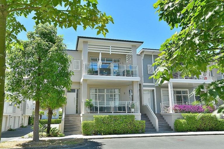 Photo of property in 54 Parkside Drive, Orewa, 0931