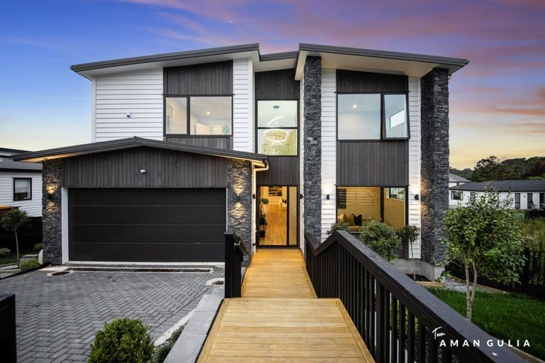 Photo of property in 15 Katote Avenue, Swanson, Auckland, 0614