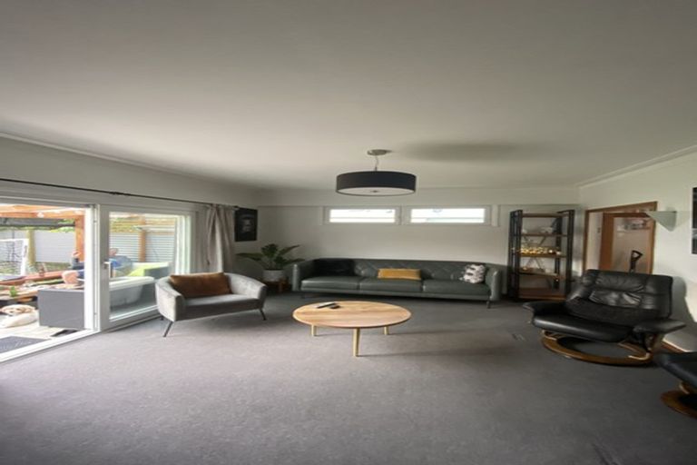 Photo of property in 31a Norton Park Avenue, Fairfield, Lower Hutt, 5011