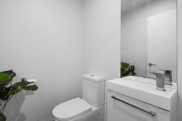 Photo of property in 26 Horoeka Street, Avonhead, Christchurch, 8042