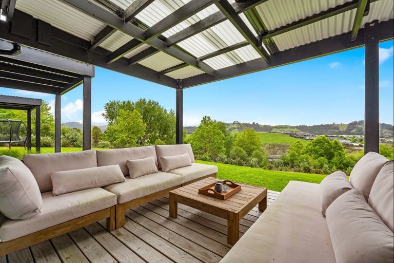 Photo of property in 7 Tamahunga Drive, Matakana, Warkworth, 0985