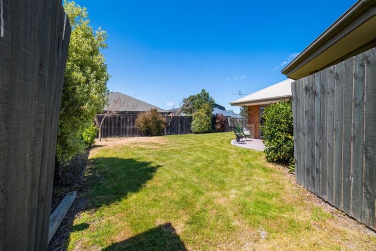 Photo of property in 21 Springs Road, Hornby, Christchurch, 8042