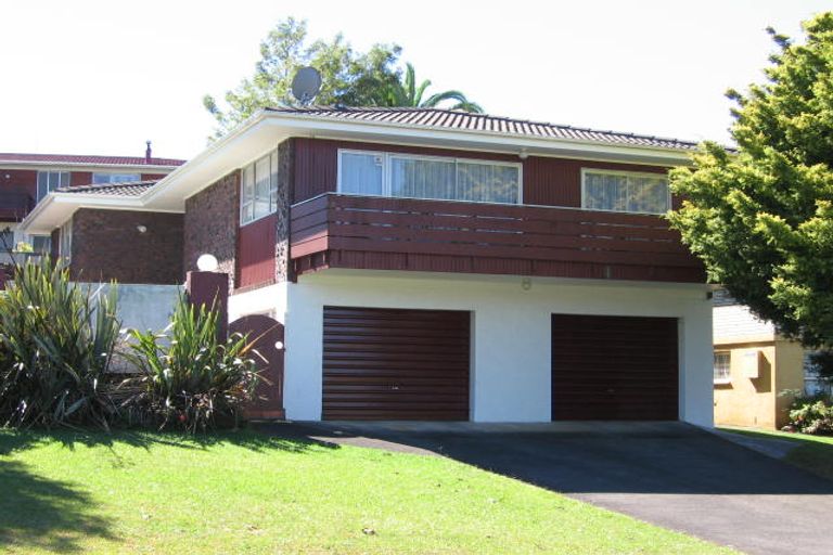 Photo of property in 12 Nui Mana Place, Te Atatu South, Auckland, 0610