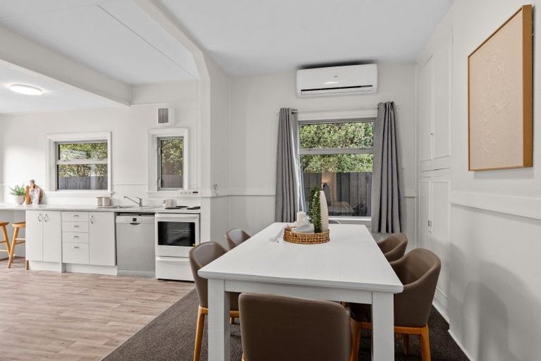Photo of property in 43 Waimea Terrace, Beckenham, Christchurch, 8023
