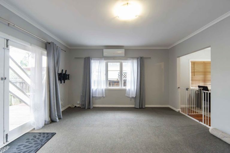 Photo of property in 16a Johnson Street, Dinsdale, Hamilton, 3204