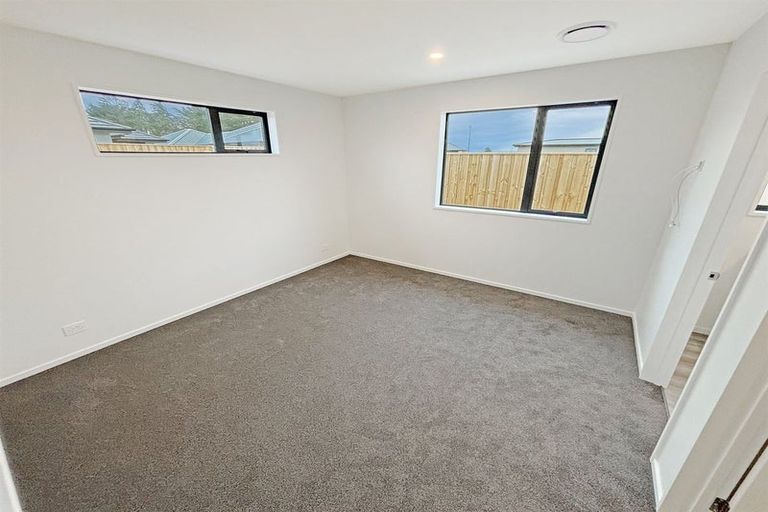 Photo of property in 39 Herridge Street, Woodend, 7691