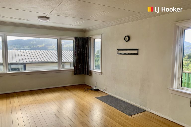 Photo of property in 15 Porterfield Street, Macandrew Bay, Dunedin, 9014