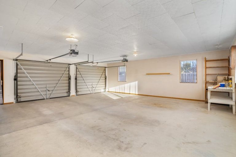 Photo of property in 35 Anne Street, Winton, 9720