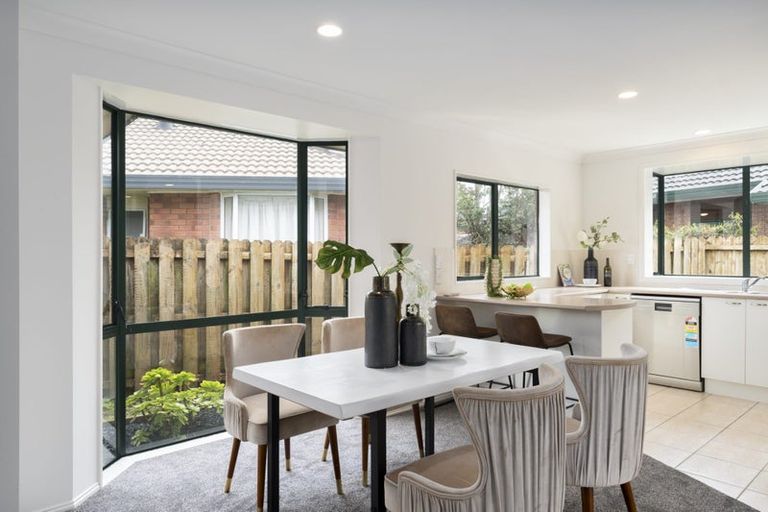 Photo of property in 22a Martin Jugum Lane, Ranui, Auckland, 0612